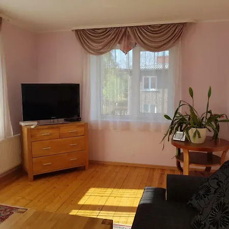 Viru Maja Semesterbostad *