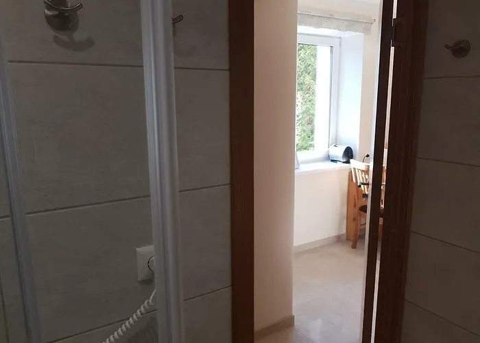 Viru Maja * タリン